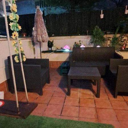 Habitacion Con Salida Directa A Terraza Chill Out Bilbao Esterno foto
