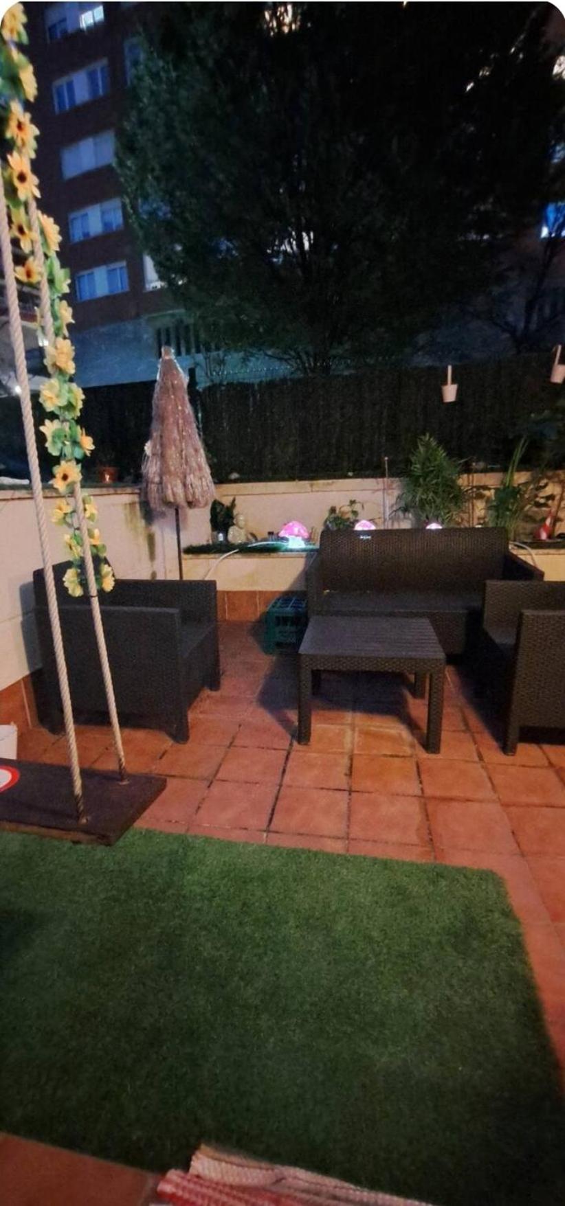 Habitacion Con Salida Directa A Terraza Chill Out Bilbao Esterno foto